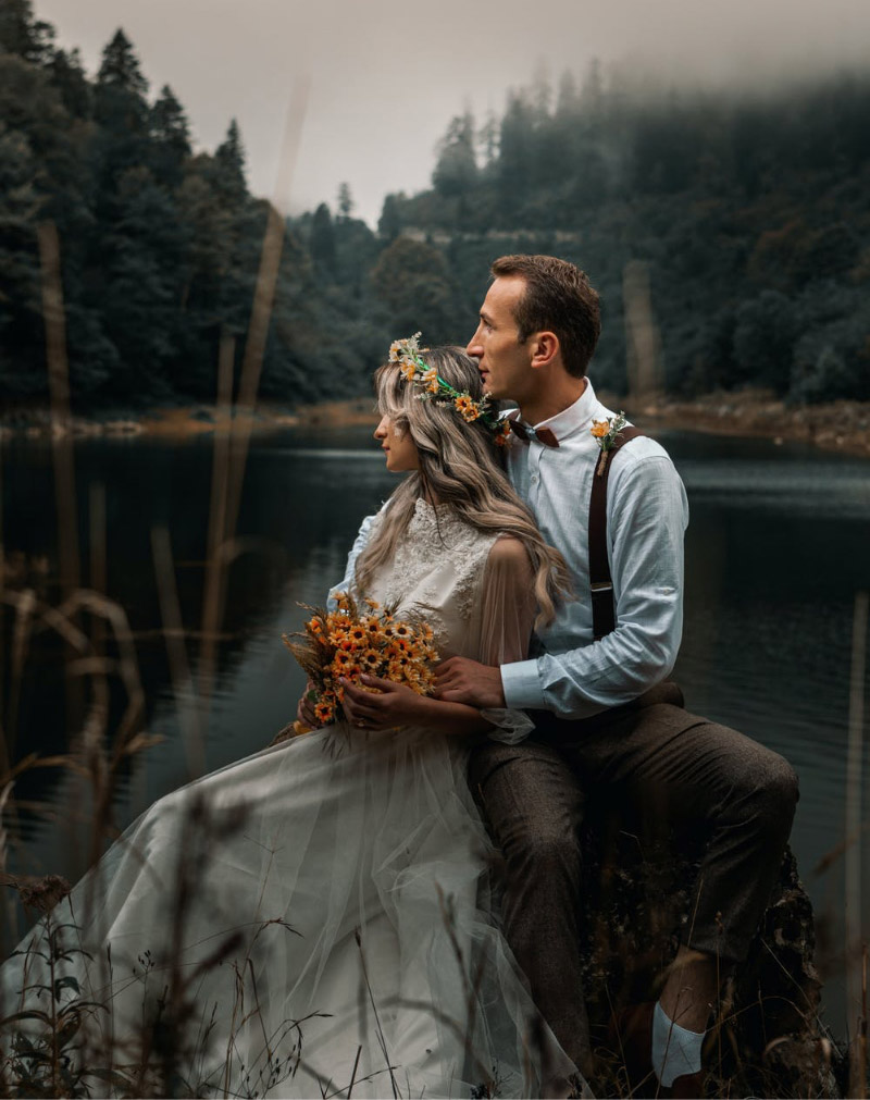 Austin & Olivia Storie Image 3@2x